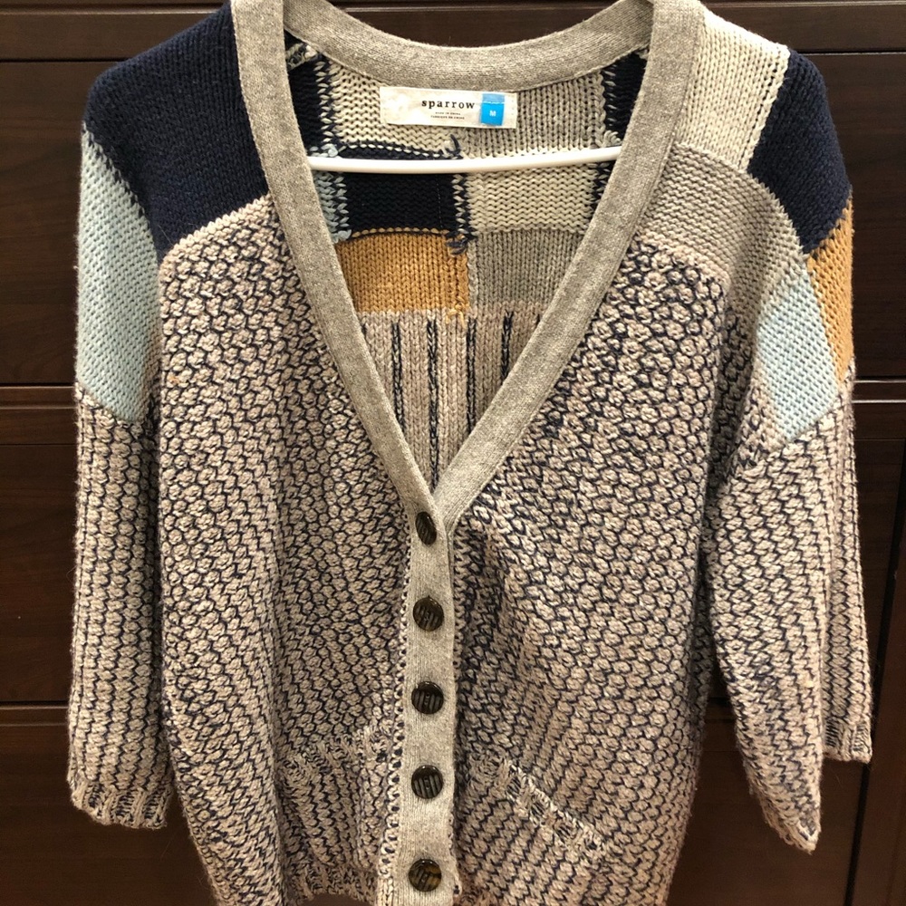 Sparrow Size Medium Sweater
